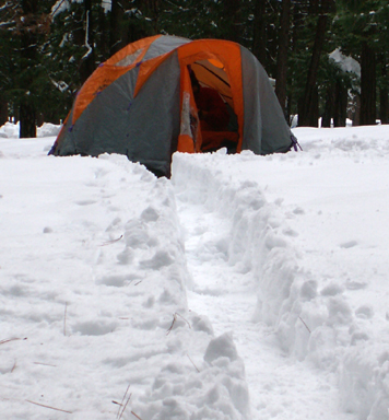 yosemite snow camp 2008 path to tent: 