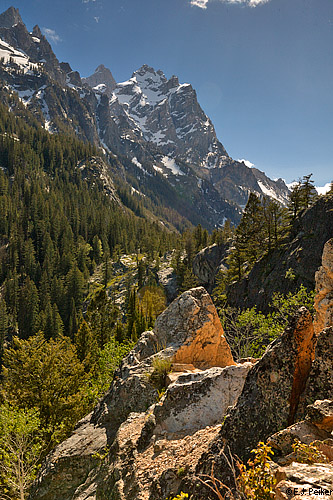 WY_InspirationPoint01 copyright EJ Peiker: rows of mountain peaks and just a little clouds