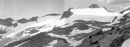 Lyell Glacier in 1903 by GK Gilbert.: Lyell Glacier photo taken in 1903 by GK Gilbert.