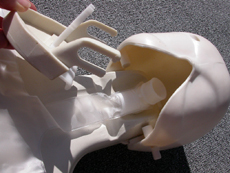 manikin jaw slips out: 