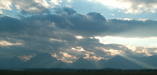 tetons sunset 2007 with beams thru clouds: 