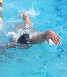 swimmer with elbow dropped but bent wrist
