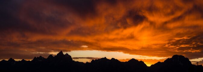 sunset behind mountains